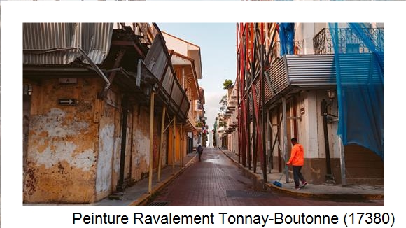 Rénovation façade à Tonnay-Boutonne (17380)